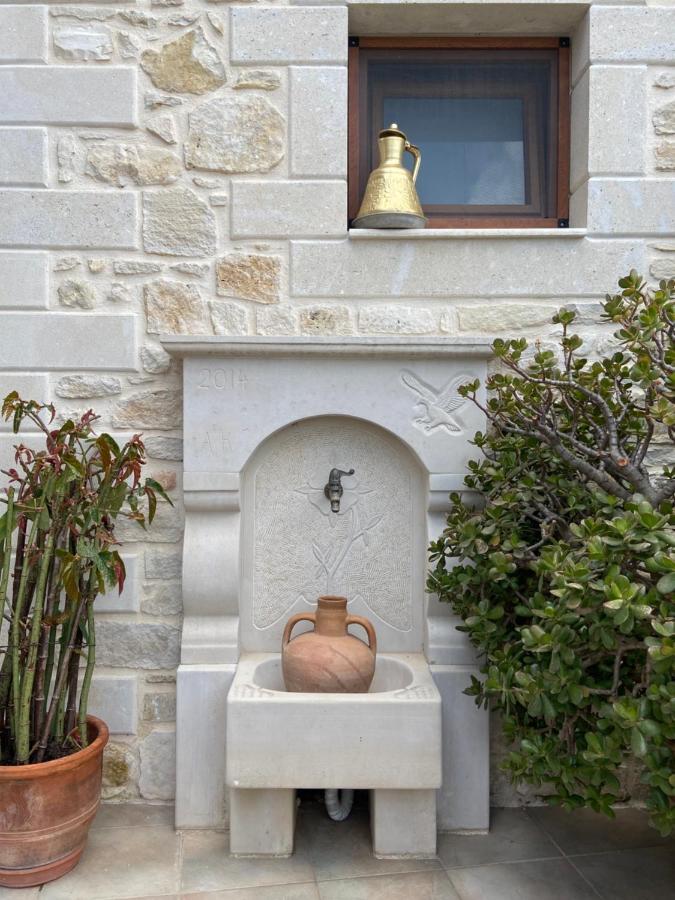 Tholos Αρχοντική Εξωτερικό φωτογραφία