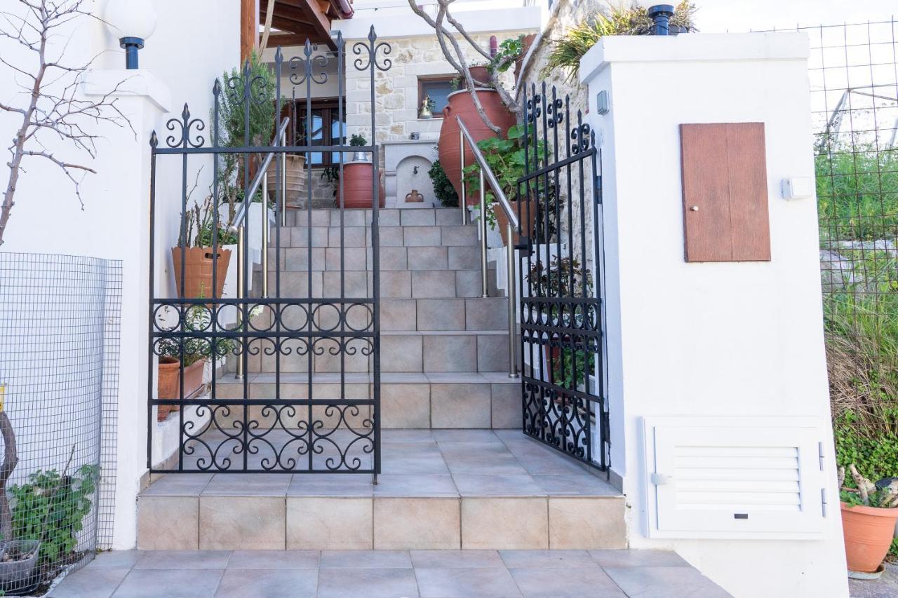 Tholos Αρχοντική Εξωτερικό φωτογραφία